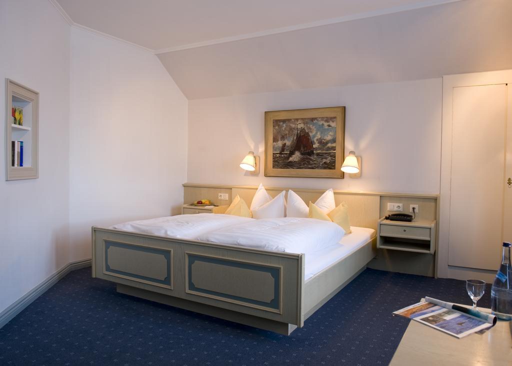 Hotel Friesenhof Wenningstedt-Braderup Zimmer foto